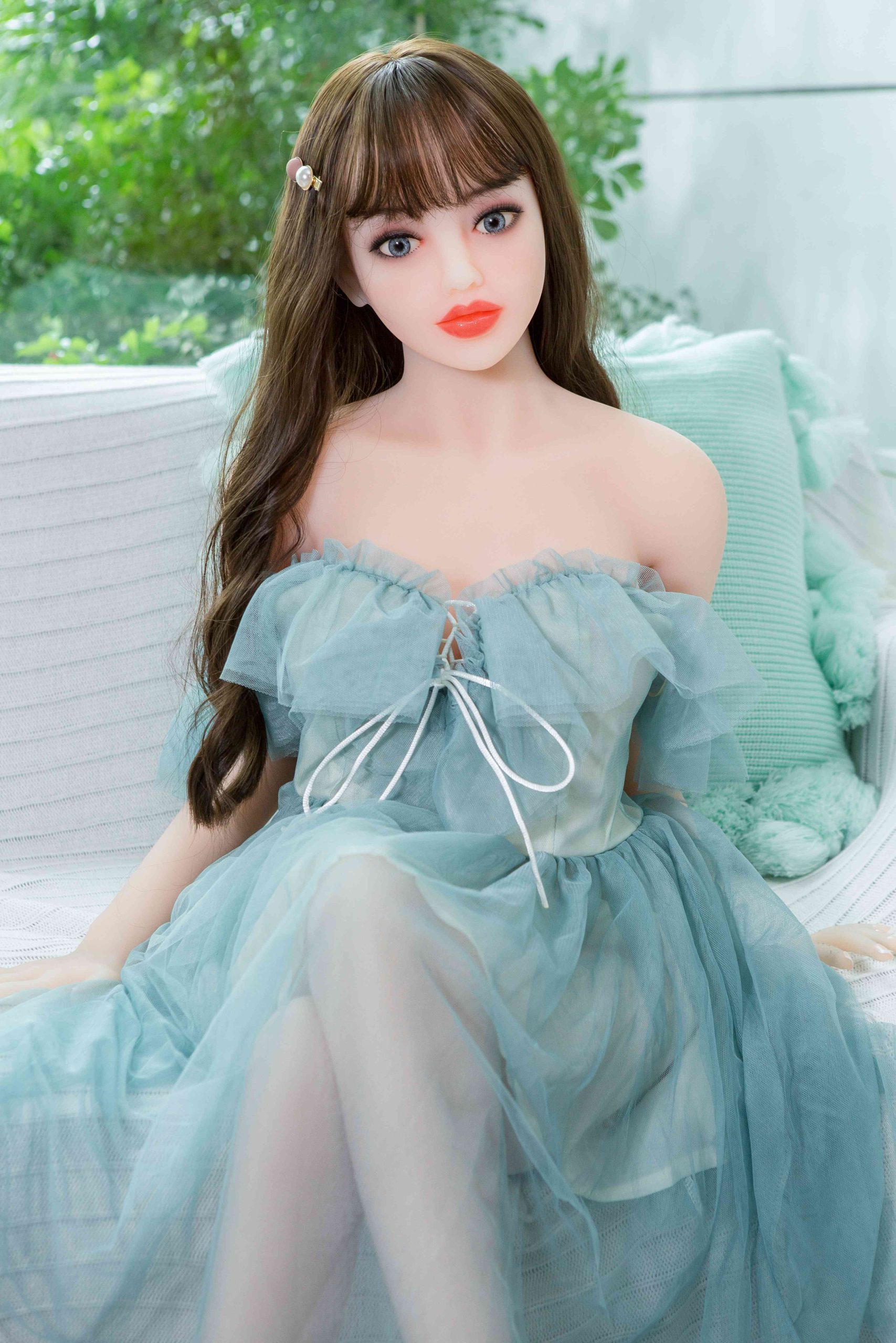 Customizable silicone love dolls
